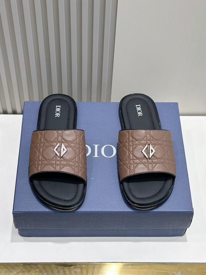 repliche,replica,perfette,siti di,affidabili,migliori siti,dove comprare,1:1,scarpe da ginnastica Ciabatte da uomo in pelle Dior Alias repliche,replica,perfette,siti di,affidabili,migliori siti,dove comprare,1:1,scarpe da ginnastica Ciabatte da uomo in pelle Dior Alias