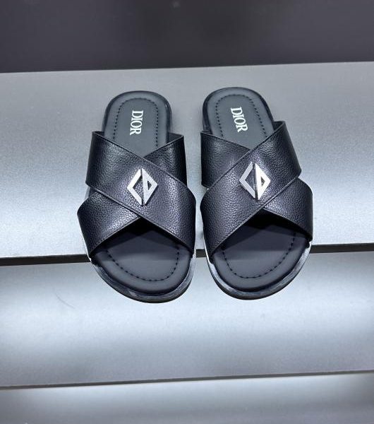 repliche,replica,perfette,siti di,affidabili,migliori siti,dove comprare,1:1,scarpe da ginnastica Nuove ciabatte da uomo Dior