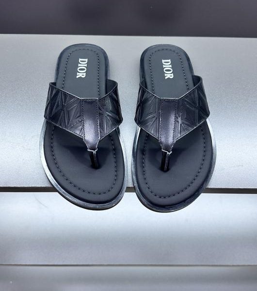 repliche,replica,perfette,siti di,affidabili,migliori siti,dove comprare,1:1,scarpe da ginnastica Nuove ciabatte da uomo Dior