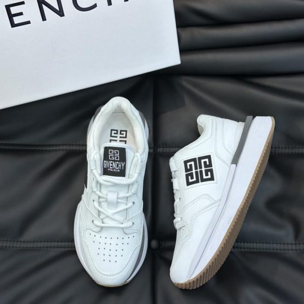 GIVENCHY sneakers casual con suola spessa