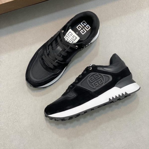 GIVENCHY sneakers casual con suola spessa