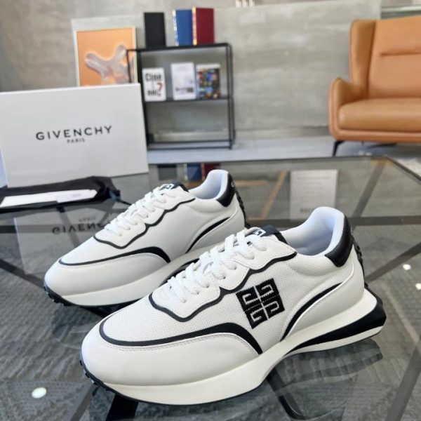 repliche,replica,perfette,siti di,affidabili,migliori siti,dove comprare,1:1,scarpe da ginnastica GIVENCHY contro il nuovo stile