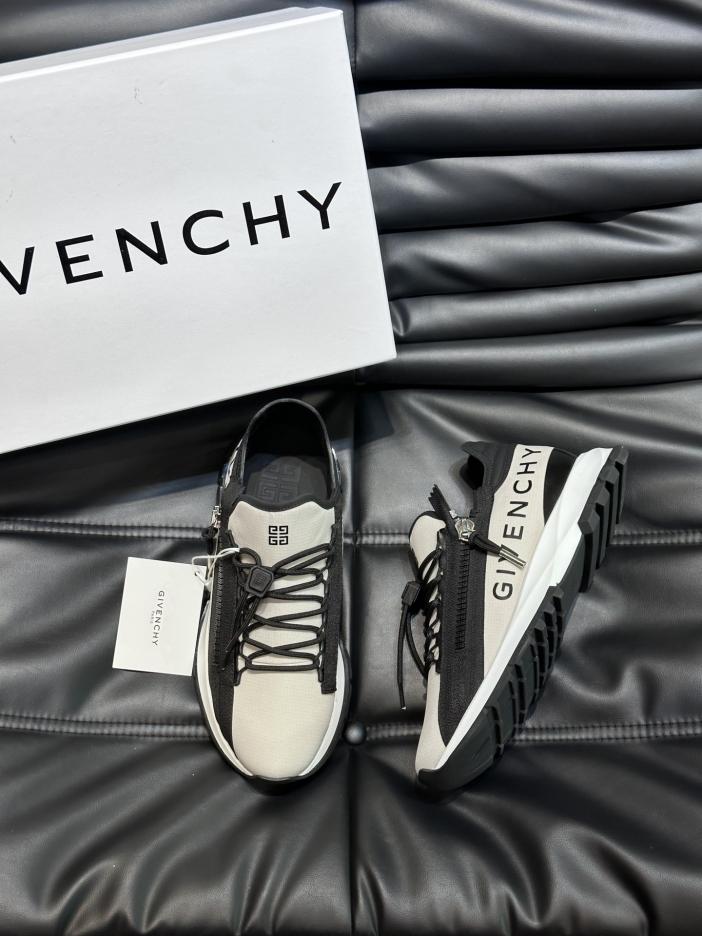 repliche,replica,perfette,siti di,affidabili,migliori siti,dove comprare,1:1,scarpe da ginnastica Sneaker da jogging basse GIVENCHY repliche,replica,perfette,siti di,affidabili,migliori siti,dove comprare,1:1,scarpe da ginnastica Sneaker da jogging basse GIVENCHY