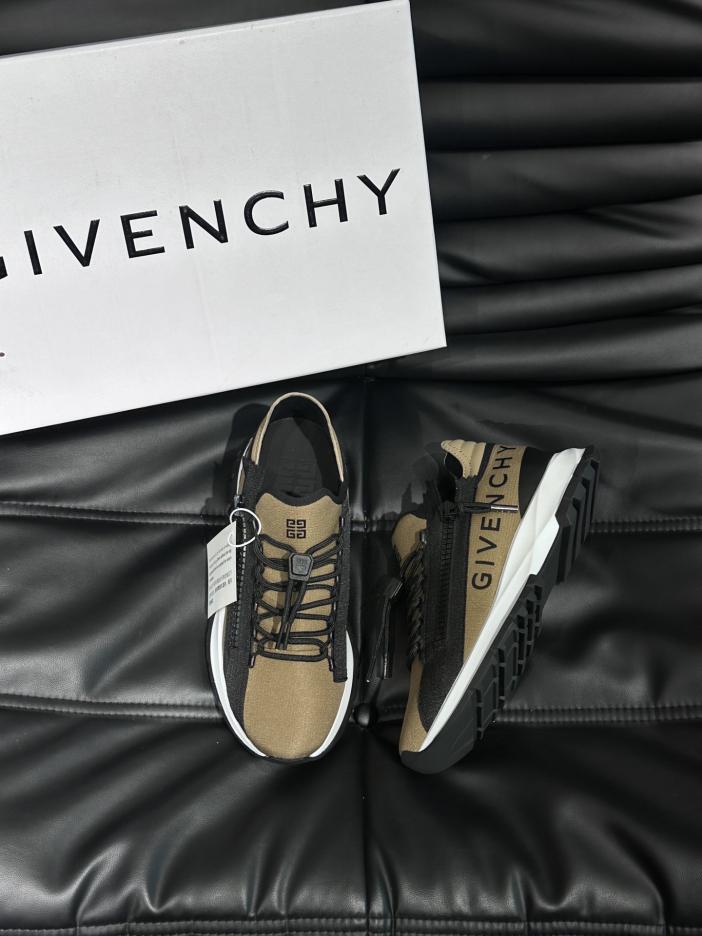 repliche,replica,perfette,siti di,affidabili,migliori siti,dove comprare,1:1,scarpe da ginnastica Sneaker da jogging basse GIVENCHY repliche,replica,perfette,siti di,affidabili,migliori siti,dove comprare,1:1,scarpe da ginnastica Sneaker da jogging basse GIVENCHY