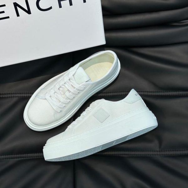repliche,replica,perfette,siti di,affidabili,migliori siti,dove comprare,1:1,scarpe da ginnastica Scarpe casual GIVENCHY con suola spessa