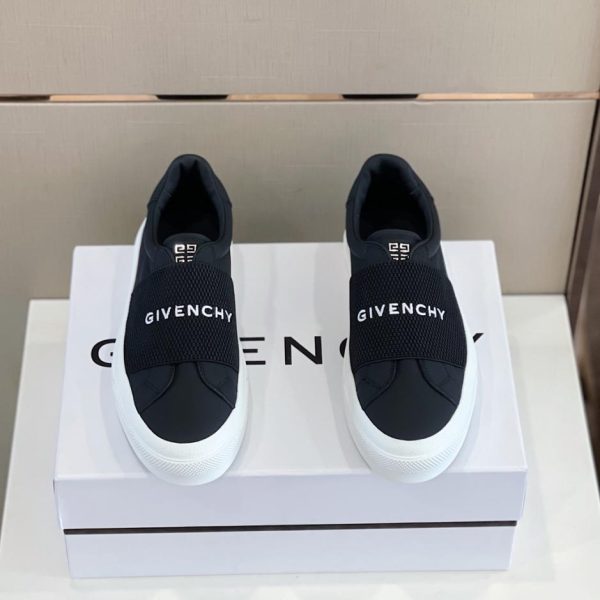 repliche,replica,perfette,siti di,affidabili,migliori siti,dove comprare,1:1,scarpe da ginnastica Scarpe da ginnastica con logo GIVENCHY