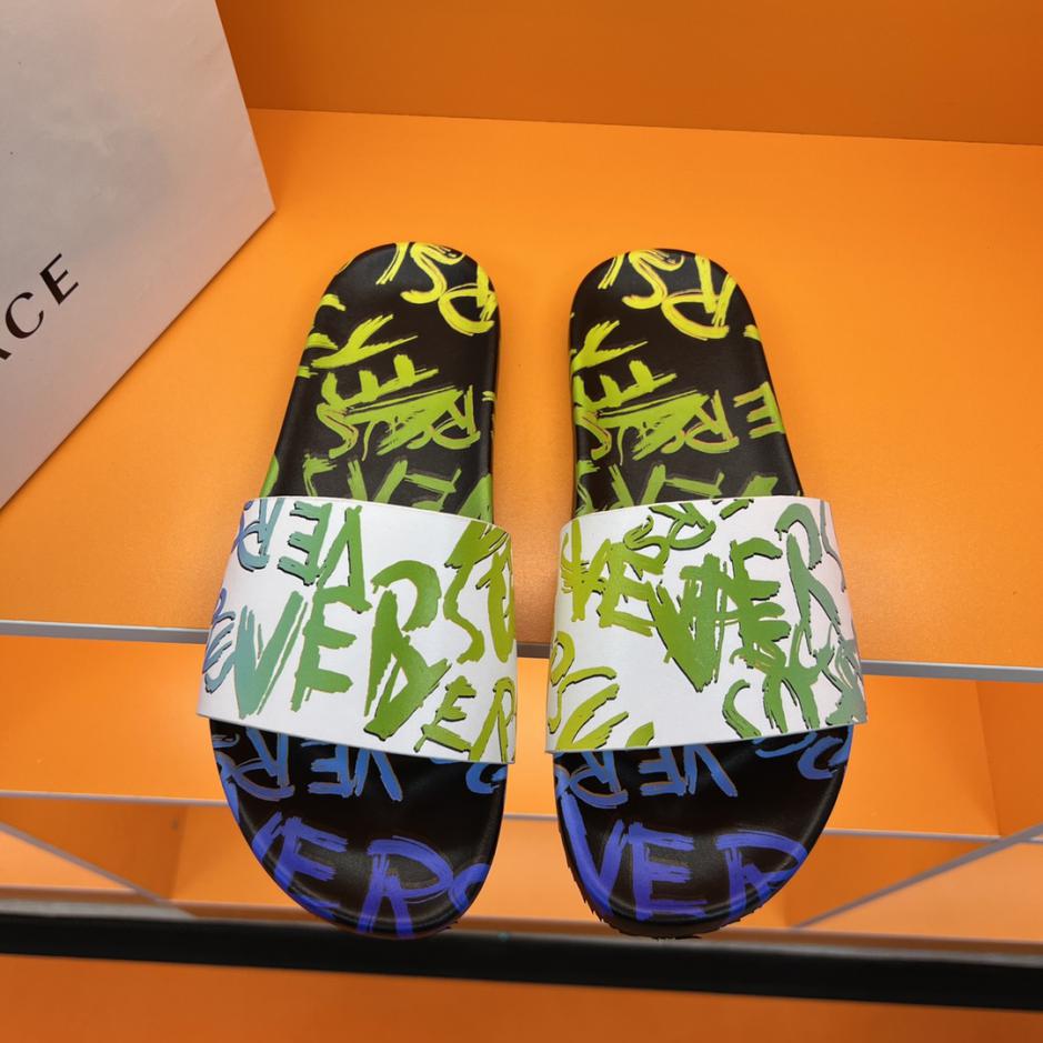 repliche,replica,perfette,siti di,affidabili,migliori siti,dove comprare,1:1,scarpe da ginnastica Ciabatte VERSACE primaverili ed estive da uomo