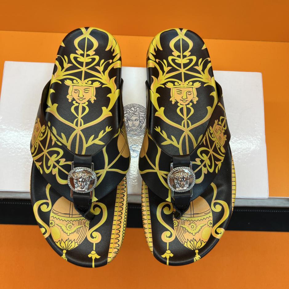 repliche,replica,perfette,siti di,affidabili,migliori siti,dove comprare,1:1,scarpe da ginnastica Ciabatte VERSACE primaverili ed estive da uomo
