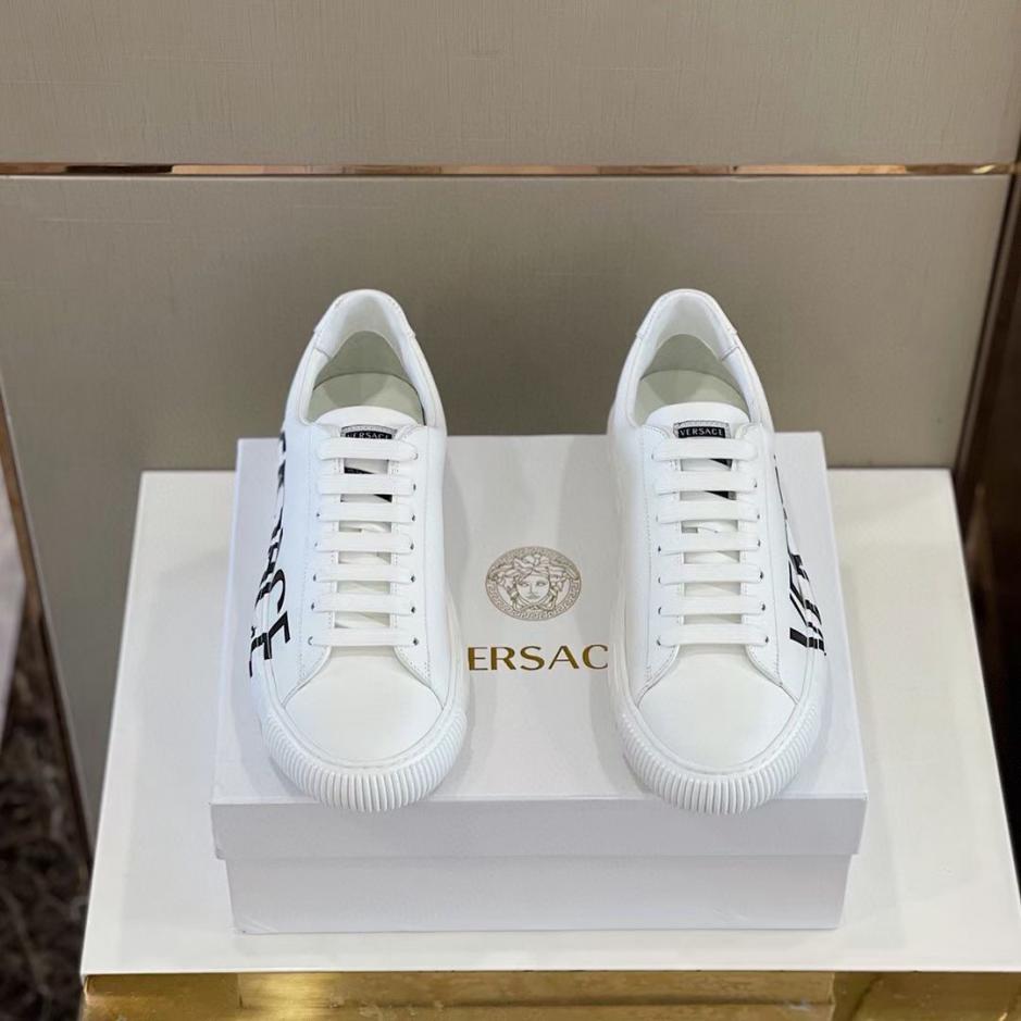 repliche,replica,perfette,siti di,affidabili,migliori siti,dove comprare,1:1,scarpe da ginnastica VERSACE (versione premium) sneakers moda jogging da uomo