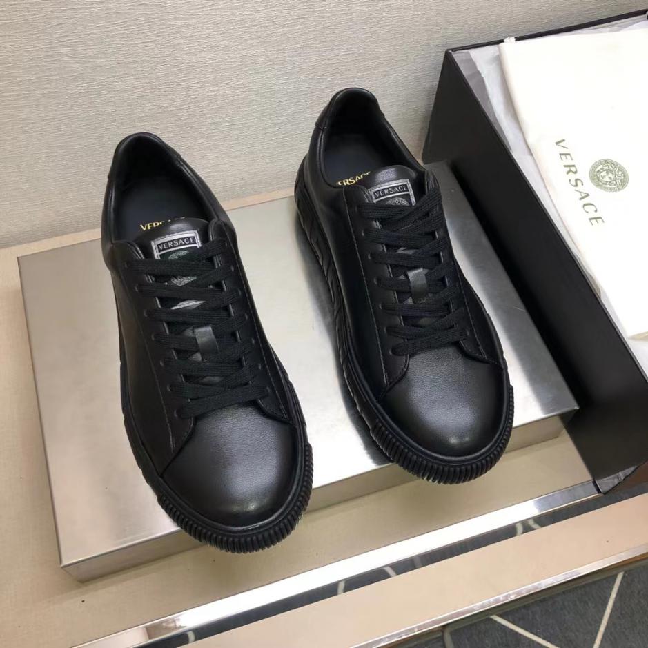 repliche,replica,perfette,siti di,affidabili,migliori siti,dove comprare,1:1,scarpe da ginnastica Nuovissimo stile VERSACE alla moda e casual