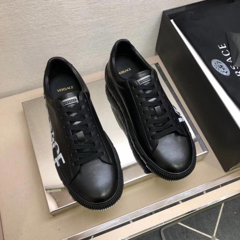repliche,replica,perfette,siti di,affidabili,migliori siti,dove comprare,1:1,scarpe da ginnastica Nuovissimo stile VERSACE alla moda e casual