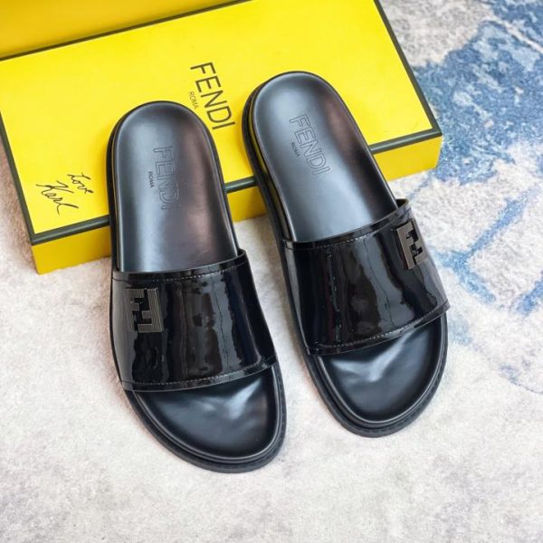 repliche,replica,perfette,siti di,affidabili,migliori siti,dove comprare,1:1,scarpe da ginnastica Pantofole estive FENDI