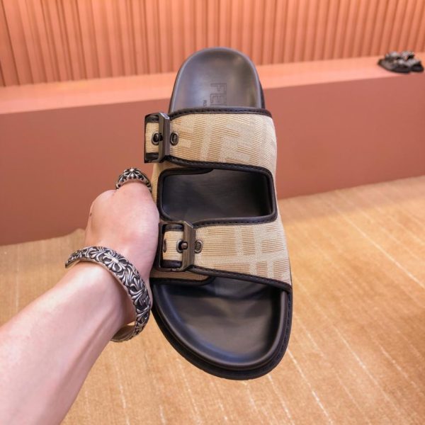 repliche,replica,perfette,siti di,affidabili,migliori siti,dove comprare,1:1,scarpe da ginnastica Pantofole speciali FENDI