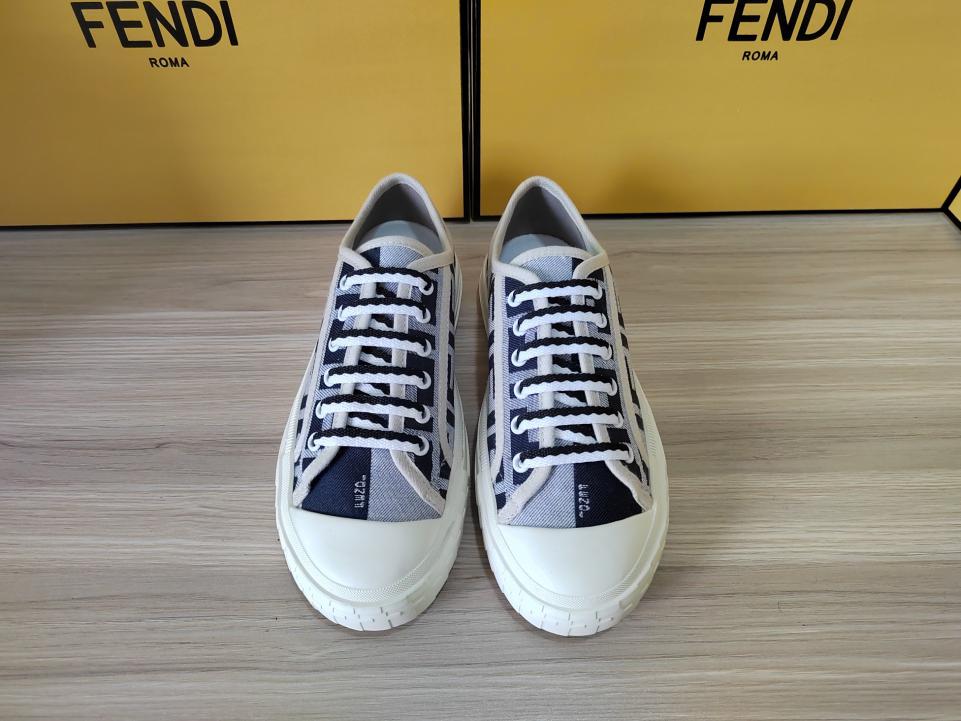 repliche,replica,perfette,siti di,affidabili,migliori siti,dove comprare,1:1,scarpe da ginnastica Scarpe da ginnastica Fendi Domino