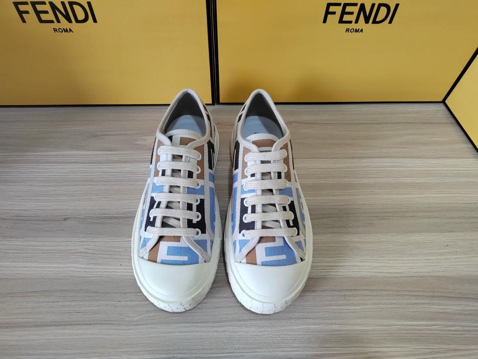repliche,replica,perfette,siti di,affidabili,migliori siti,dove comprare,1:1,scarpe da ginnastica Scarpe da ginnastica Fendi Domino