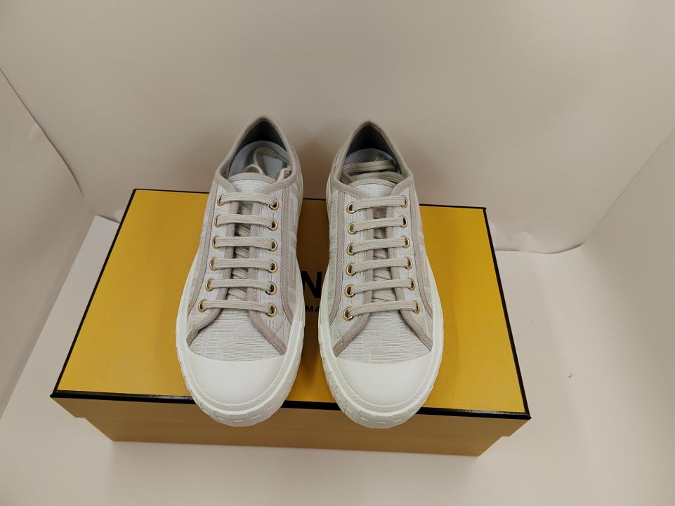 repliche,replica,perfette,siti di,affidabili,migliori siti,dove comprare,1:1,scarpe da ginnastica Scarpe da ginnastica Fendi Domino