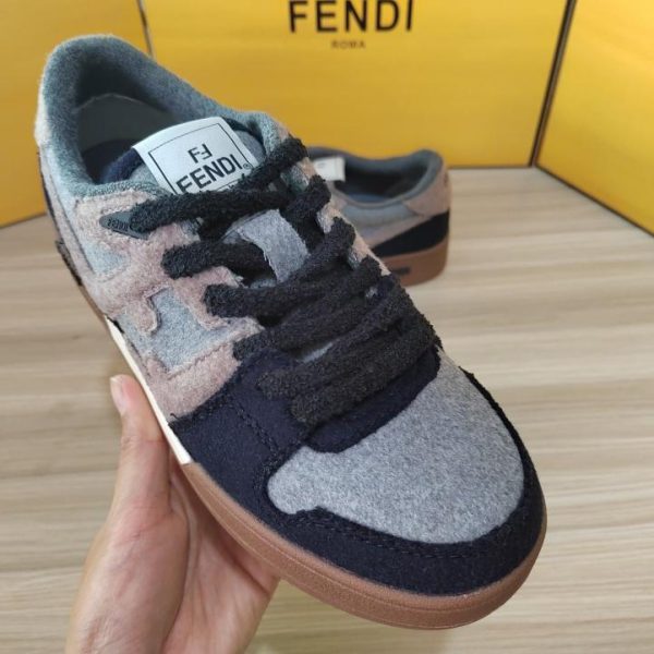 repliche,replica,perfette,siti di,affidabili,migliori siti,dove comprare,1:1,scarpe da ginnastica Fendi nuove scarpe casual per le coppie