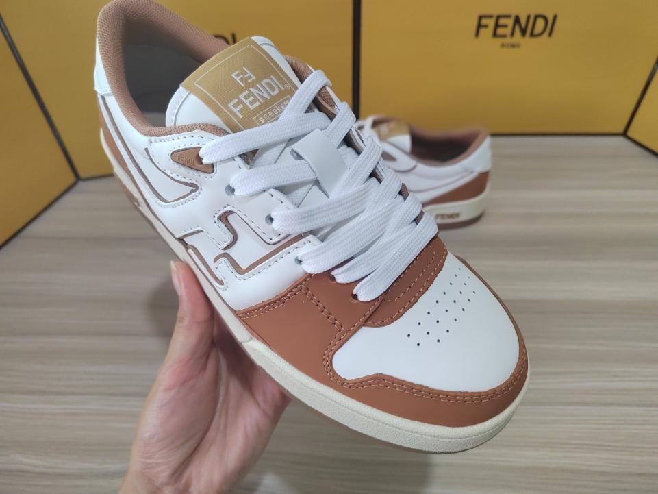 repliche,replica,perfette,siti di,affidabili,migliori siti,dove comprare,1:1,scarpe da ginnastica Fendi nuove scarpe casual per le coppie