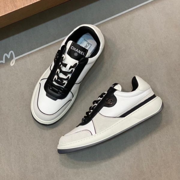 Chanel nuove scarpe sportive primaverili ed estive