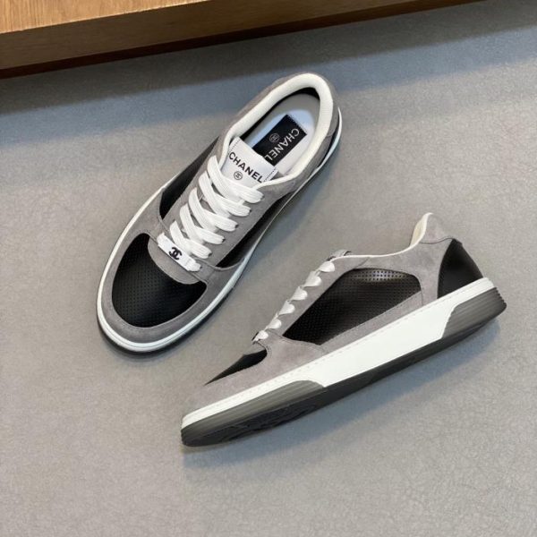 Chanel nuove scarpe sportive primaverili ed estive
