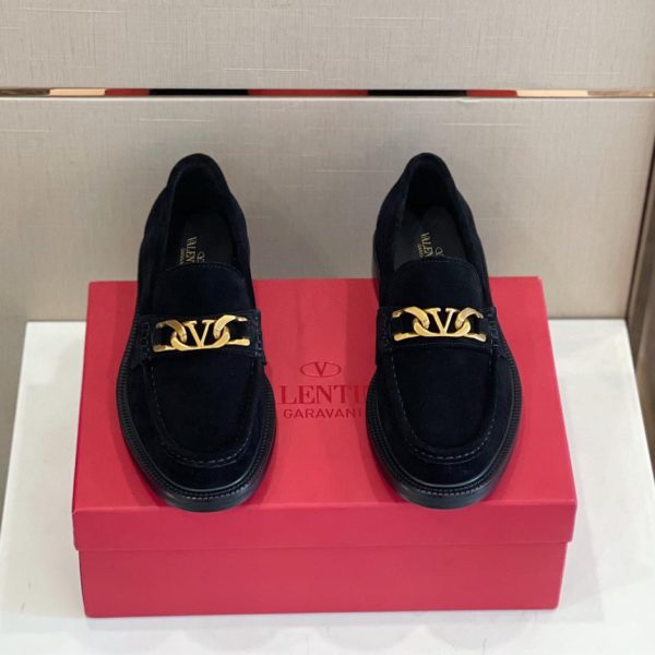 repliche,replica,perfette,siti di,affidabili,migliori siti,dove comprare,1:1,scarpe da ginnastica Gli ultimi mocassini in pelle di vacchetta di Valentino