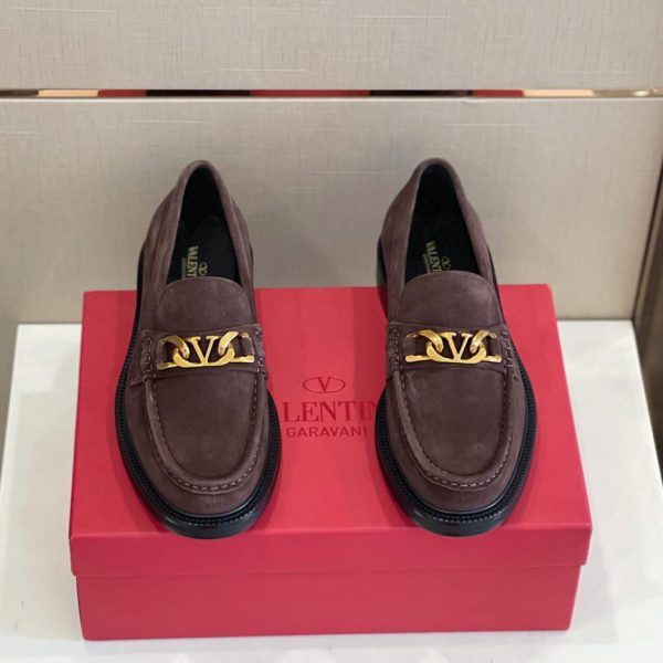 repliche,replica,perfette,siti di,affidabili,migliori siti,dove comprare,1:1,scarpe da ginnastica Gli ultimi mocassini in pelle di vacchetta di Valentino