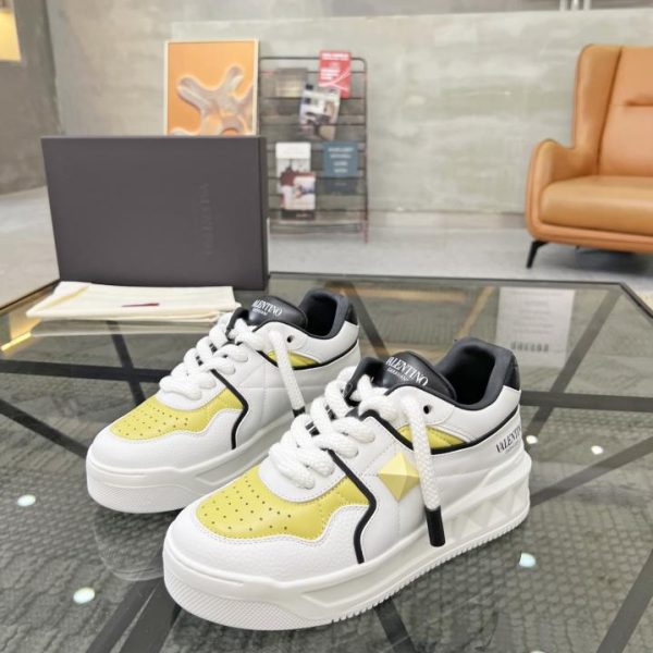 repliche,replica,perfette,siti di,affidabili,migliori siti,dove comprare,1:1,scarpe da ginnastica Scarpe da ginnastica di Valentino
