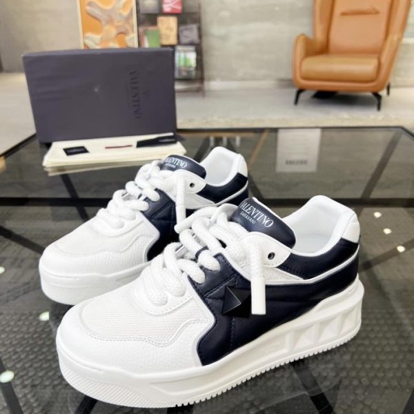 repliche,replica,perfette,siti di,affidabili,migliori siti,dove comprare,1:1,scarpe da ginnastica Scarpe da ginnastica di Valentino