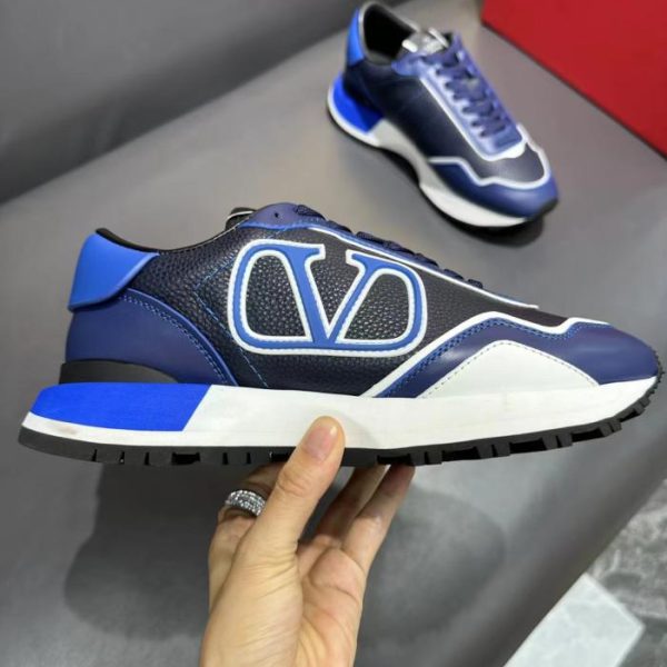 repliche,replica,perfette,siti di,affidabili,migliori siti,dove comprare,1:1,scarpe da ginnastica Ultimo modello Valentino