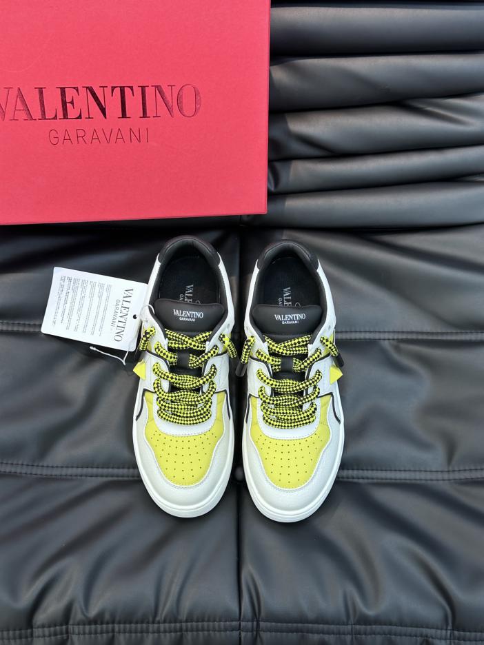 repliche,replica,perfette,siti di,affidabili,migliori siti,dove comprare,1:1,scarpe da ginnastica Scarpe da ginnastica con suola spessa Valentin serie one stud repliche,replica,perfette,siti di,affidabili,migliori siti,dove comprare,1:1,scarpe da ginnastica Scarpe da ginnastica con suola spessa Valentin serie one stud