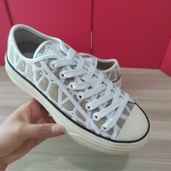 Valentino nuove scarpe in tela ricamata con suola spessa