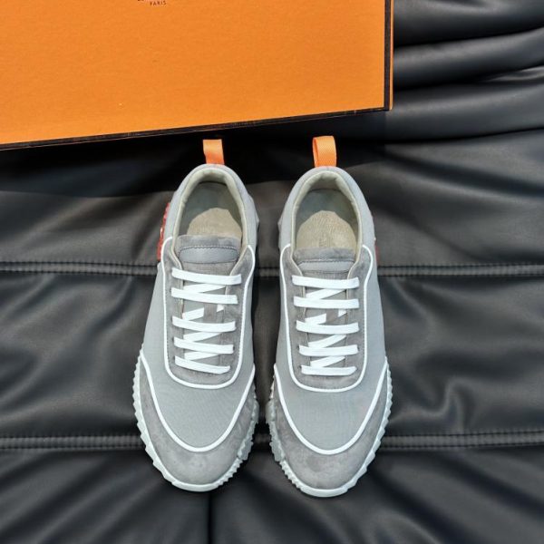 repliche,replica,perfette,siti di,affidabili,migliori siti,dove comprare,1:1,scarpe da ginnastica Hermes contro le nuove scarpe da ginnastica