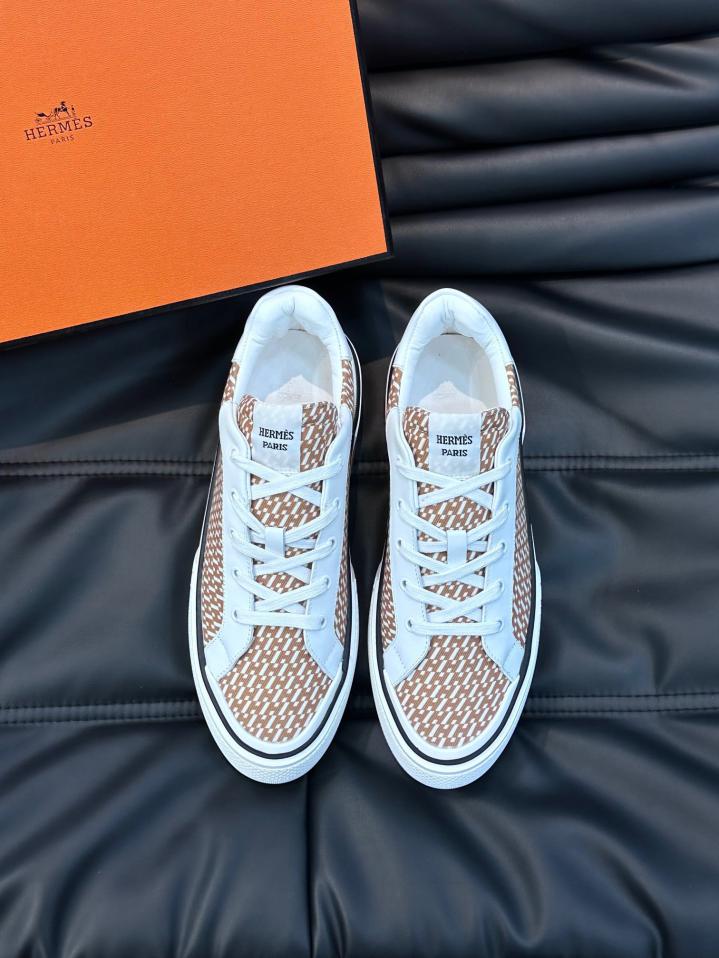 repliche,replica,perfette,siti di,affidabili,migliori siti,dove comprare,1:1,scarpe da ginnastica Nuove sneakers basse di Hermes repliche,replica,perfette,siti di,affidabili,migliori siti,dove comprare,1:1,scarpe da ginnastica Nuove sneakers basse di Hermes