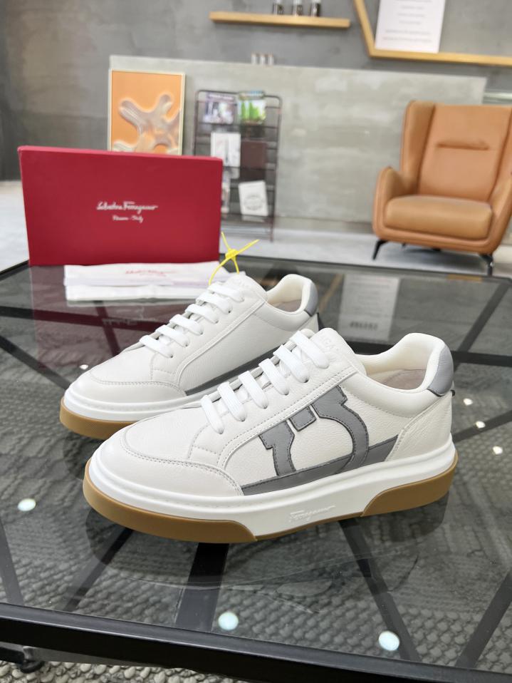 repliche,replica,perfette,siti di,affidabili,migliori siti,dove comprare,1:1,scarpe da ginnastica Ferragamo nuove scarpe da ginnastica