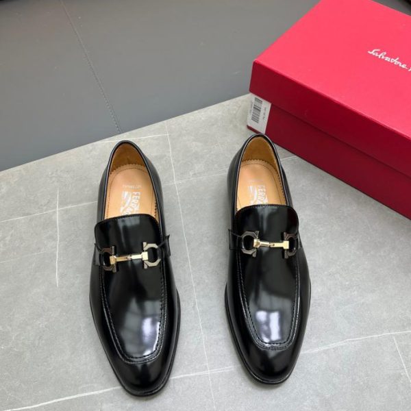 repliche,replica,perfette,siti di,affidabili,migliori siti,dove comprare,1:1,scarpe da ginnastica Ferragamo scarpe eleganti scarpe casual in pelle