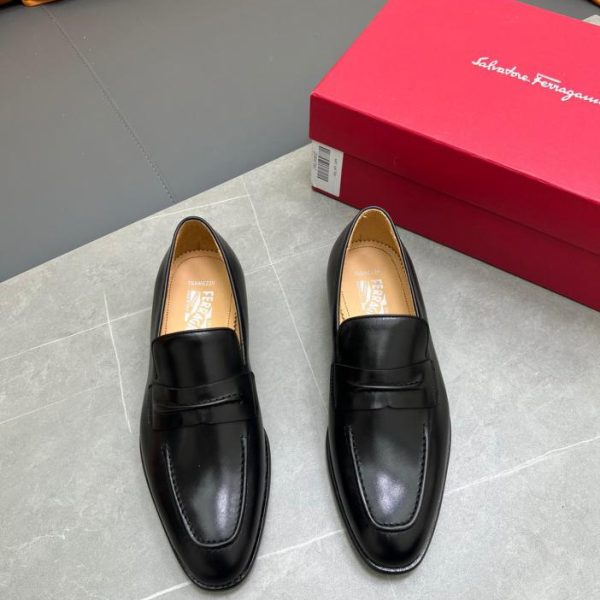 repliche,replica,perfette,siti di,affidabili,migliori siti,dove comprare,1:1,scarpe da ginnastica Ferragamo scarpe eleganti scarpe casual in pelle
