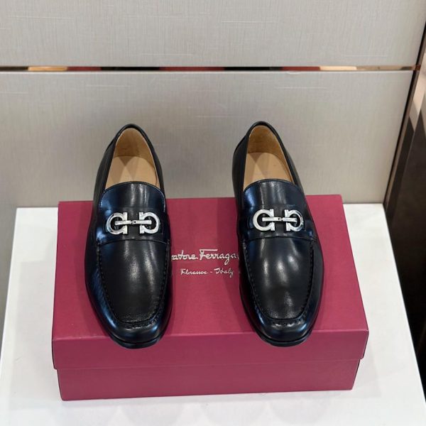 repliche,replica,perfette,siti di,affidabili,migliori siti,dove comprare,1:1,scarpe da ginnastica Ferragamo scarpe eleganti scarpe casual in pelle