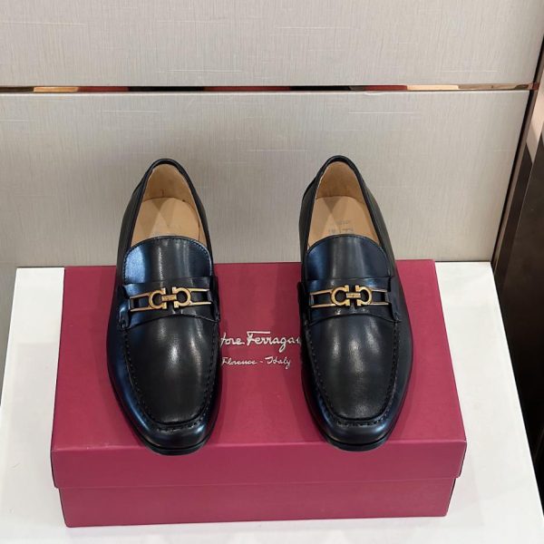 repliche,replica,perfette,siti di,affidabili,migliori siti,dove comprare,1:1,scarpe da ginnastica Ferragamo scarpe eleganti scarpe casual in pelle
