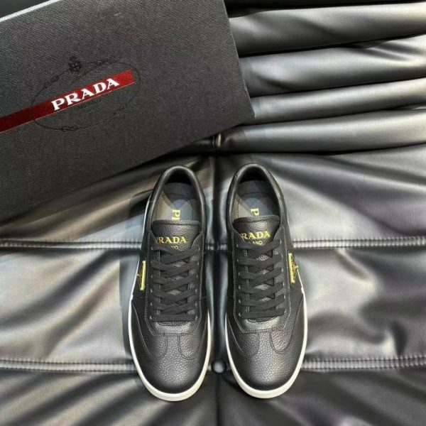 Scarpe da ginnastica da uomo in pelle Prada