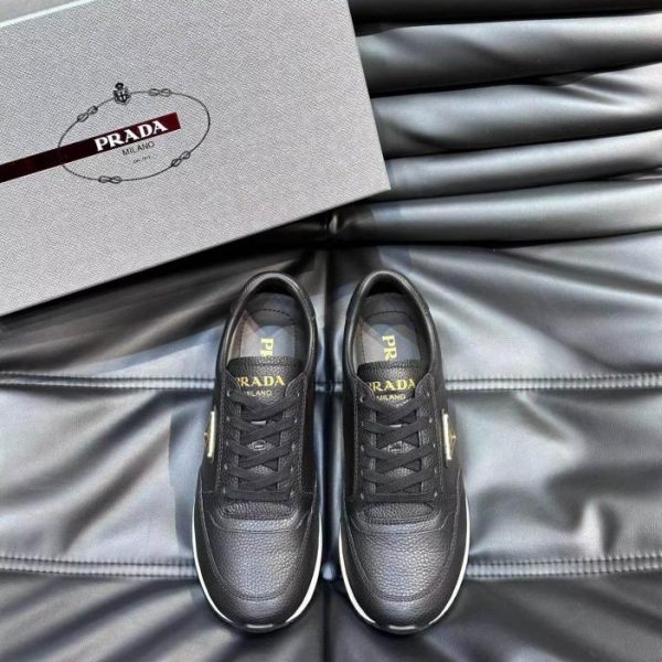 repliche,replica,perfette,siti di,affidabili,migliori siti,dove comprare,1:1,scarpe da ginnastica Scarpe da ginnastica da uomo in pelle Prada