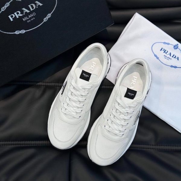 repliche,replica,perfette,siti di,affidabili,migliori siti,dove comprare,1:1,scarpe da ginnastica Scarpe da ginnastica in pelle Prada