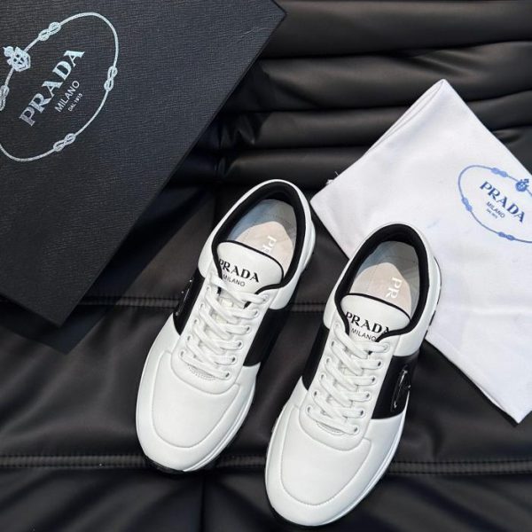 repliche,replica,perfette,siti di,affidabili,migliori siti,dove comprare,1:1,scarpe da ginnastica Scarpe da ginnastica in pelle Prada