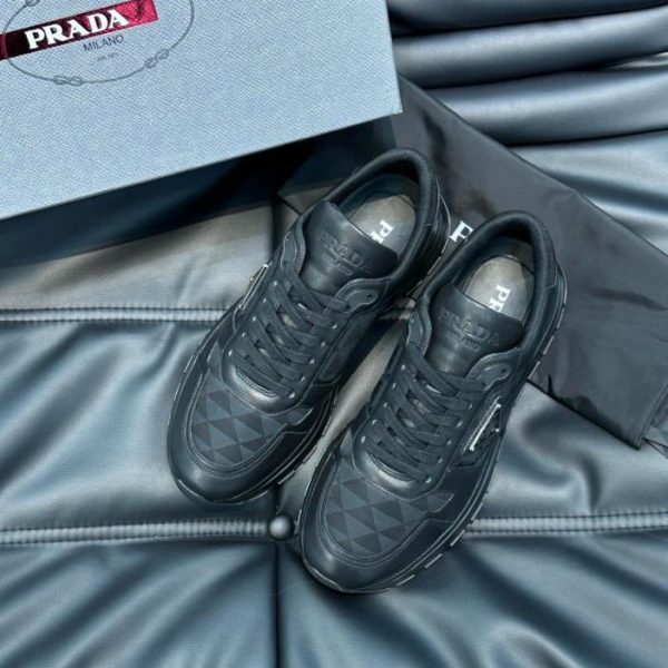 repliche,replica,perfette,siti di,affidabili,migliori siti,dove comprare,1:1,scarpe da ginnastica Scarpe da ginnastica in pelle Prada