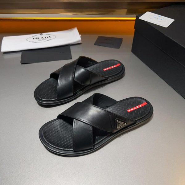 repliche,replica,perfette,siti di,affidabili,migliori siti,dove comprare,1:1,scarpe da ginnastica Ciabatte da spiaggia Prada di fascia alta