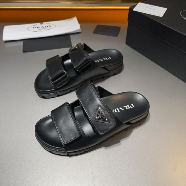 repliche,replica,perfette,siti di,affidabili,migliori siti,dove comprare,1:1,scarpe da ginnastica Ciabatte da spiaggia Prada di fascia alta