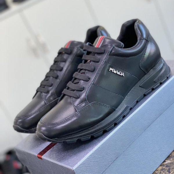 repliche,replica,perfette,siti di,affidabili,migliori siti,dove comprare,1:1,scarpe da ginnastica Prada ha importato la versione personalizzata