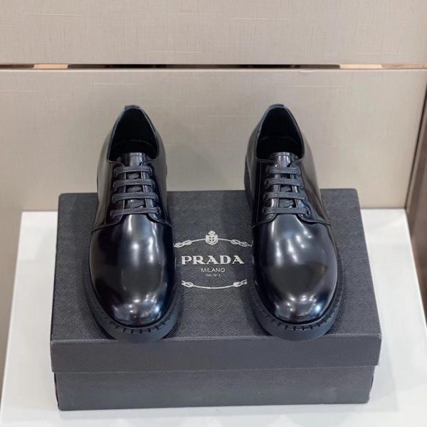 Mocassini classici da uomo Prada