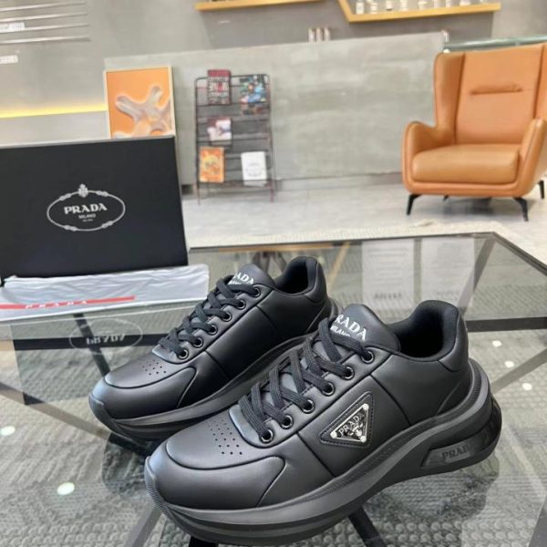 repliche,replica,perfette,siti di,affidabili,migliori siti,dove comprare,1:1,scarpe da ginnastica Scarpe da ginnastica da uomo in pelle Prada