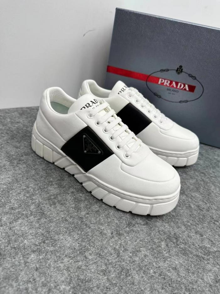 repliche,replica,perfette,siti di,affidabili,migliori siti,dove comprare,1:1,scarpe da ginnastica Scarpe da ginnastica da uomo in pelle Prada repliche,replica,perfette,siti di,affidabili,migliori siti,dove comprare,1:1,scarpe da ginnastica Scarpe da ginnastica da uomo in pelle Prada