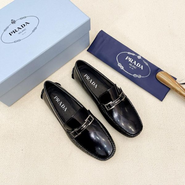 repliche,replica,perfette,siti di,affidabili,migliori siti,dove comprare,1:1,scarpe da ginnastica Mocassini PRADA in pelle Saffiano